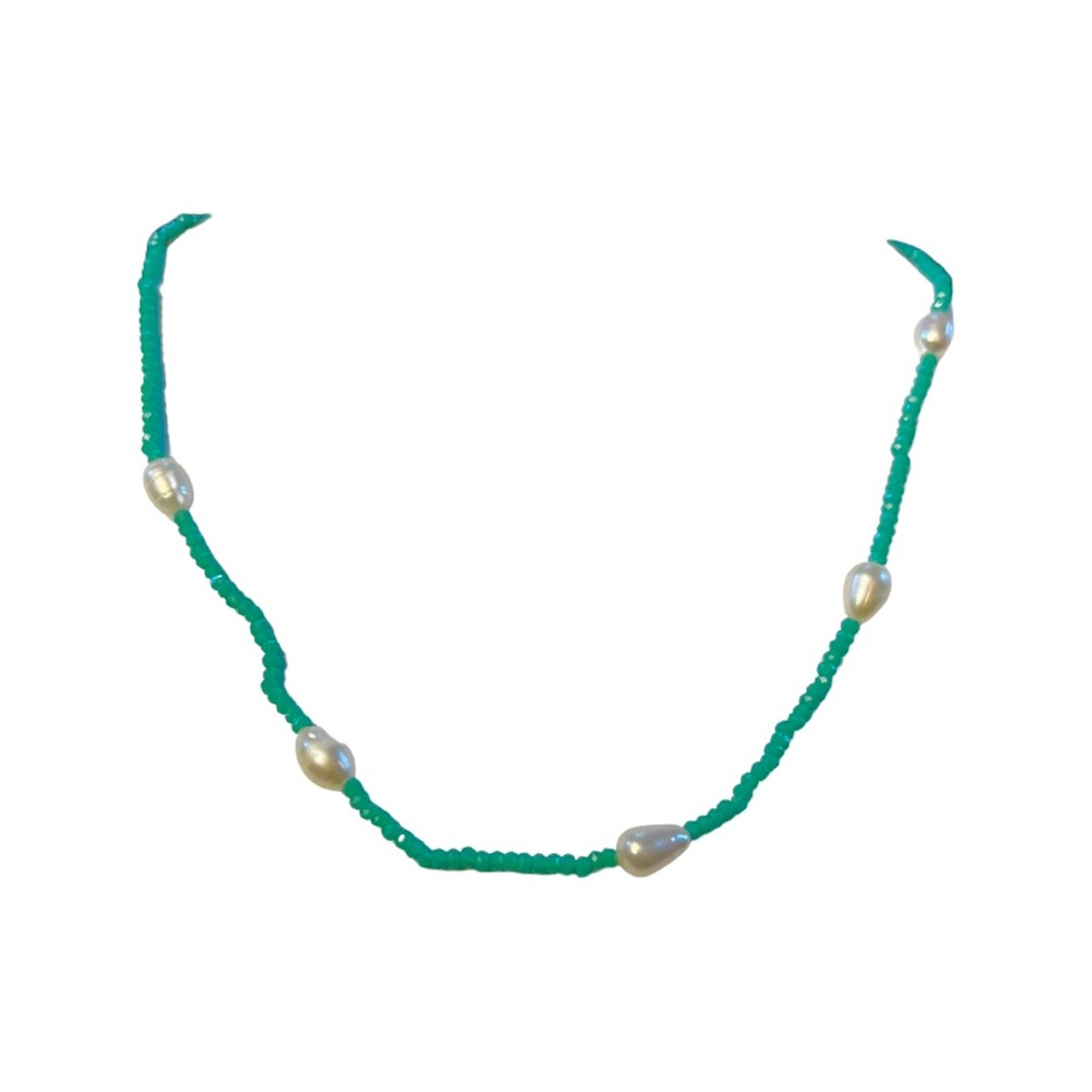 Crystal choker w freshwater pearls